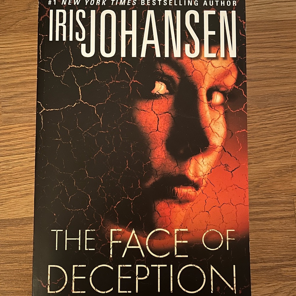 The Face Of Deception Book by Iris Johansen